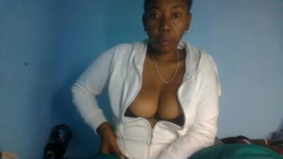raiisaaa public webcam profile photo 4
