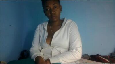 raiisaaa public webcam profile photo 7