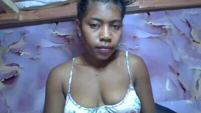 rasoaa public webcam profile photo 5