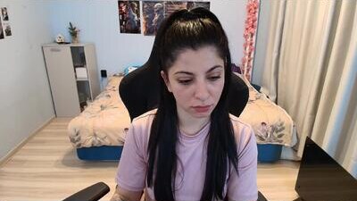 raven_haired_goddess public webcam profile photo 7