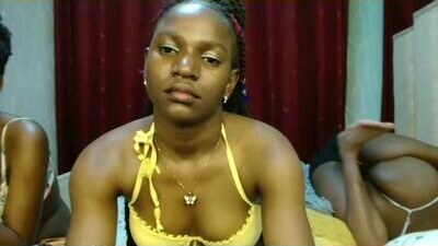 raven_luxe public webcam profile photo 7