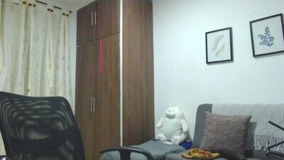ray_of_sun_uwu public webcam profile photo 8