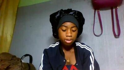 razafy922472 public webcam profile photo 3