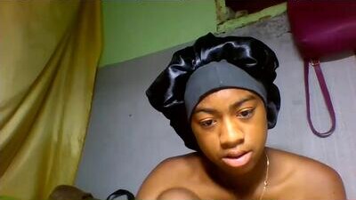 razafy922472 public webcam profile photo 8