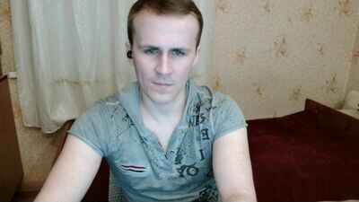 ready2serve_obey public webcam profile photo 2
