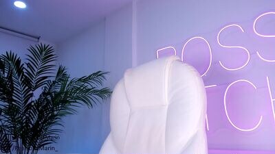 realsofiamarin public webcam profile photo 2
