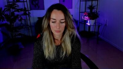 rebeccamartinez public webcam profile photo 5