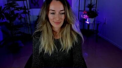rebeccamartinez public webcam profile photo 7