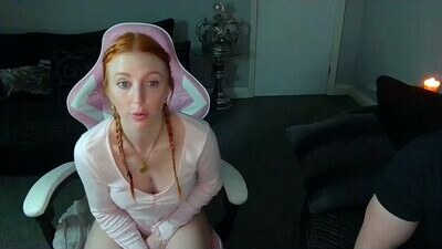 red_firesquirt public webcam profile photo 7