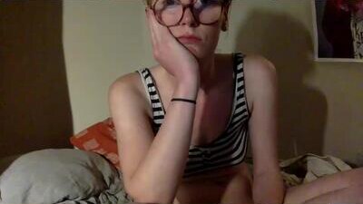 redcassie666 public webcam profile photo 8