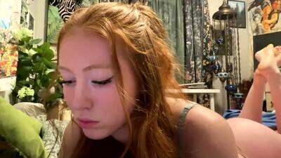 redgingersnapz public webcam profile photo 2