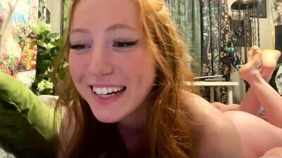 redgingersnapz public webcam profile photo 5