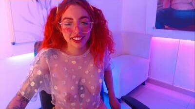 redgirrl_77 public webcam profile photo 6