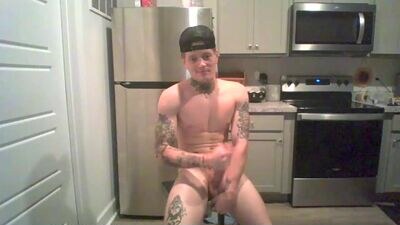 redinthebed public webcam profile photo 4