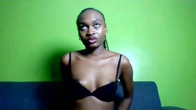 reignher1 public webcam profile photo 10