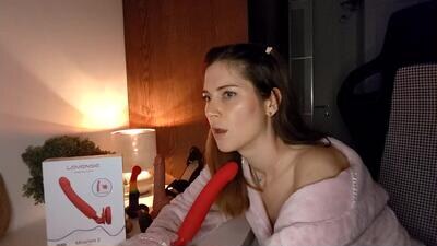 reileyfoxx public webcam profile photo 3