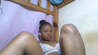 reinechi public webcam profile photo 4