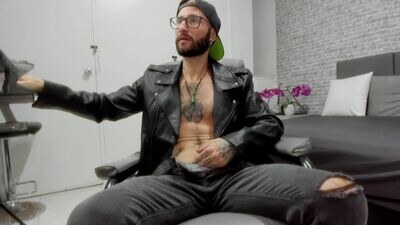 ren_stipe_ public webcam profile photo 2
