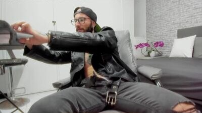ren_stipe_ public webcam profile photo 5