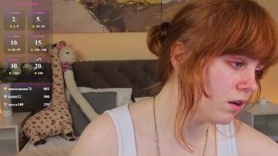 reneefoxy_ public webcam profile photo 3
