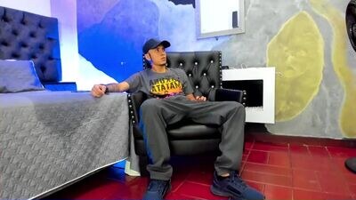 reybigxxx public webcam profile photo 4