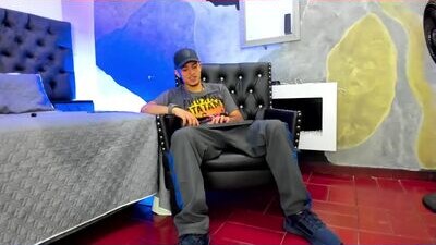 reybigxxx public webcam profile photo 5