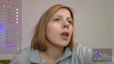 ria_t public webcam profile photo 3
