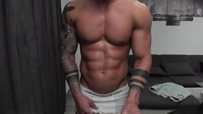 richarddarell public webcam profile photo 2
