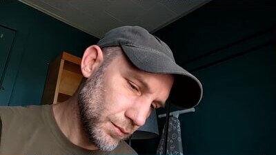 richheader public webcam profile photo 9
