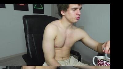 ricky_becko public webcam profile photo 2