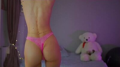 rileyreid__18 public webcam profile photo 7