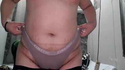 riri_bowa public webcam profile photo 7