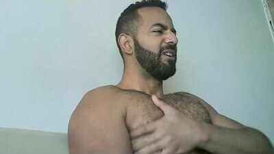 roa32sebas public webcam profile photo 8