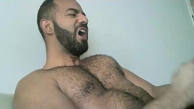 roa32sebas public webcam profile photo 9