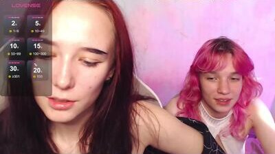 robin_yours public webcam profile photo 5
