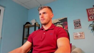 rolandmuscle public webcam profile photo 3