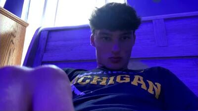 romanbutler07 public webcam profile photo 2
