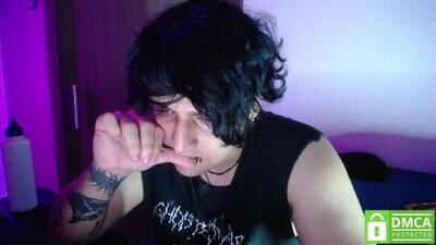 room_hot_x public webcam profile photo 3