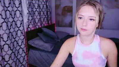 rosarising public webcam profile photo 9