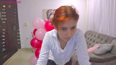 rose__15 public webcam profile photo 3