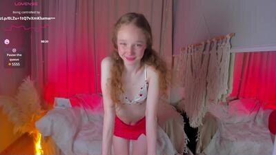 rose_charming_ public webcam profile photo 4