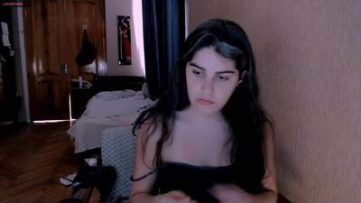 roselina_ public webcam profile photo 2