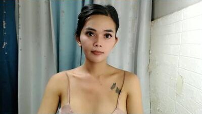 rosella_xx public webcam profile photo 10