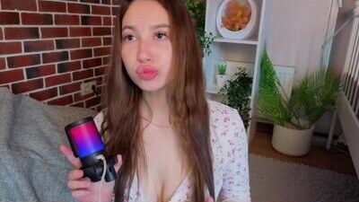 rosemaryhauan public webcam profile photo 5