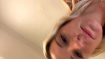 roseybelle public webcam profile photo 3