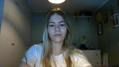 rosie_june public webcam profile photo 2