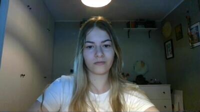 rosie_june public webcam profile photo 3