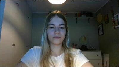 rosie_june public webcam profile photo 6