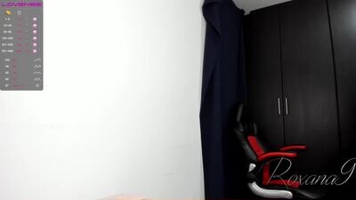 roxana9 public webcam profile photo 2