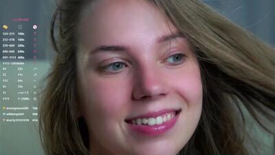 roxannastoo public webcam profile photo 2